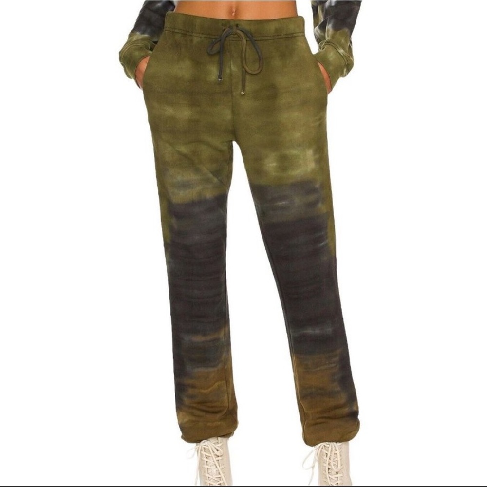 COTTON CITIZEN The Milan Sweatpant in Moss Ombre